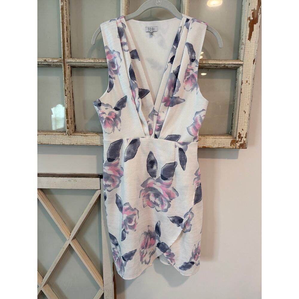 Tobi size medium white and purple floral dress